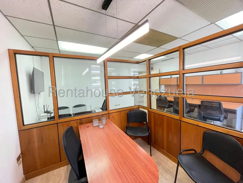 Oficina en Alquiler en Chacao, Distrito Metropolitano - 17