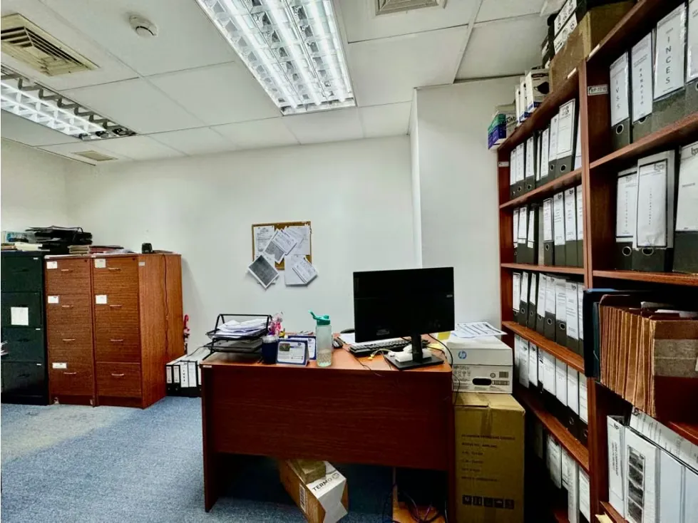 Se alquila oficina 388m2 5p Torre Humboldt Prados del Este - 14