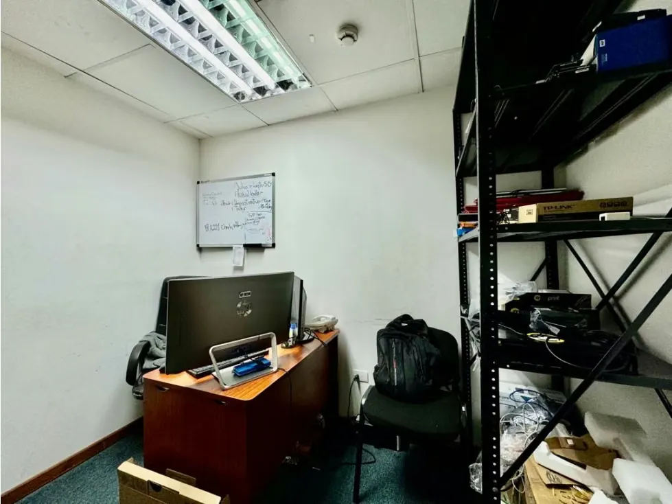 Se alquila oficina 388m2 5p Torre Humboldt Prados del Este - 18