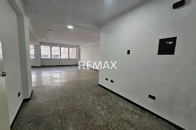 Venta de Inmueble de uso Mixto en La Candelaria.