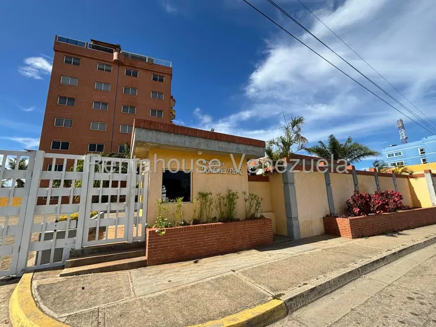 Apartamento (Duplex) en Venta en Los Robles, Nueva Esparta