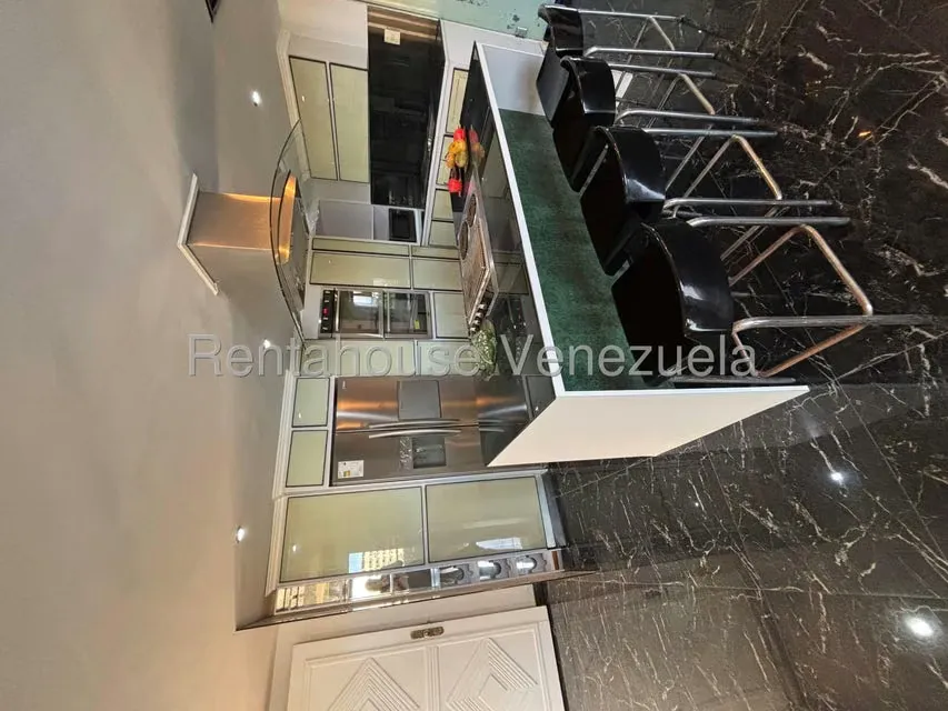 Apartamento (Duplex) en Venta en Los Robles, Nueva Esparta - 11