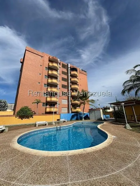 Apartamento (Duplex) en Venta en Los Robles, Nueva Esparta - 30