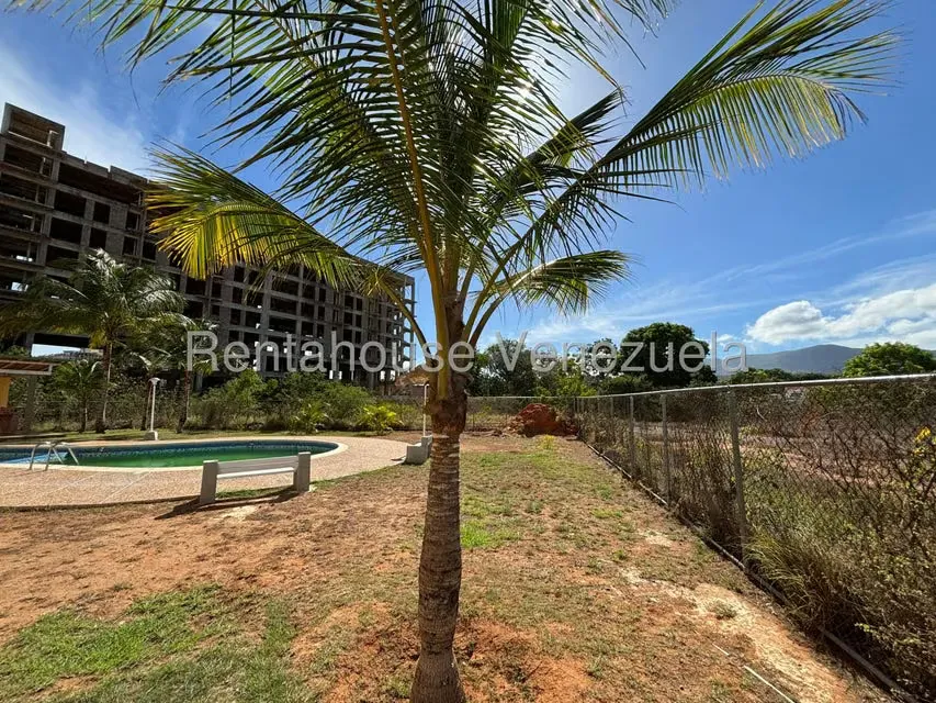 Apartamento (Duplex) en Venta en Los Robles, Nueva Esparta - 32