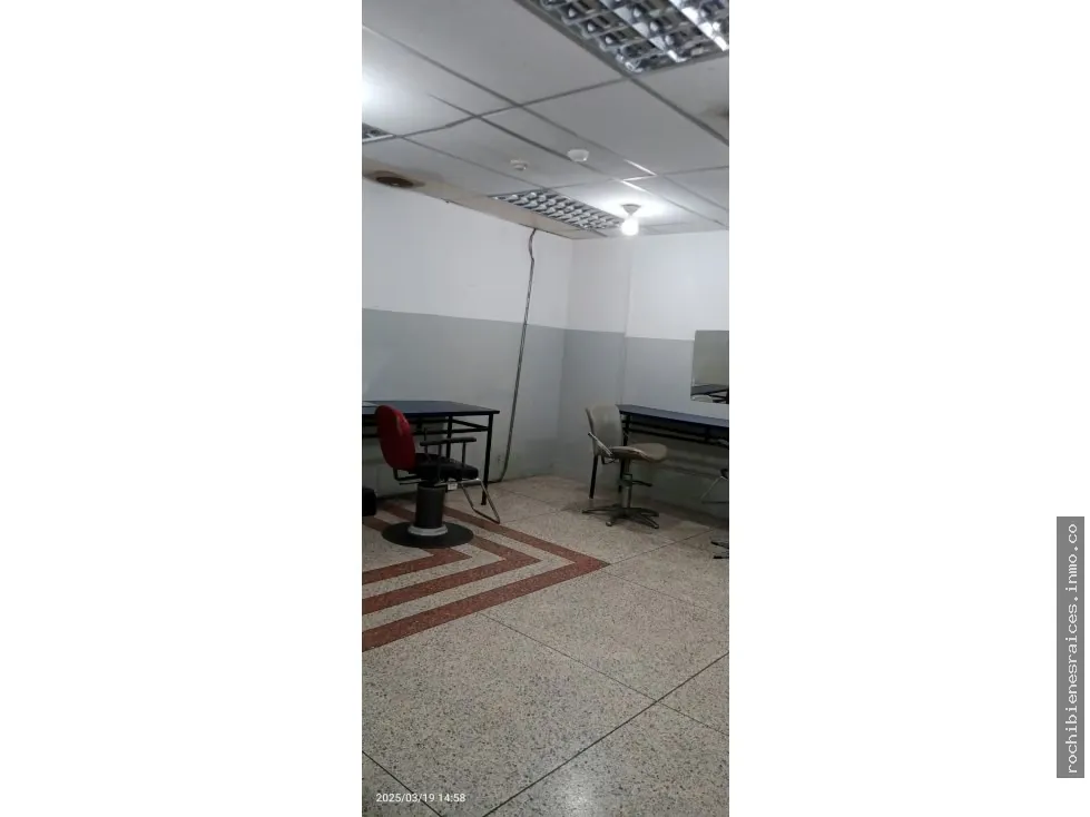 GUATIRE TORRE EMPRESARIAL DONATO EN VENTA - 4