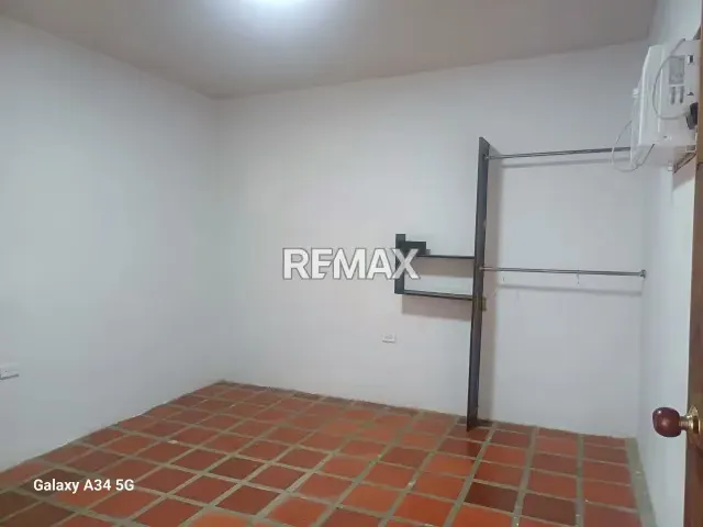 Edificio comercial en venta en la Urbanización San Francisco - 8