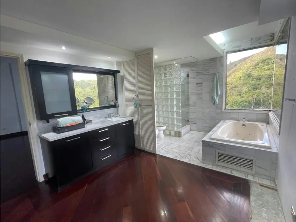 Vendo Casa en Los Guayabitos Remodelada - 24