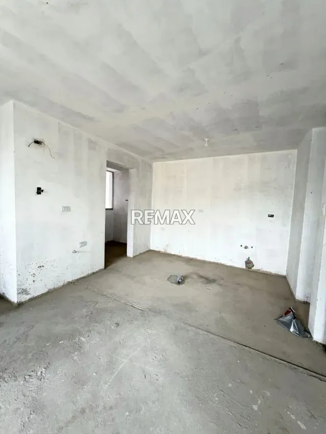 En venta Apartamento en obra blanca Conjunto Residencial San Ignacio Avenida Rotaria - 2
