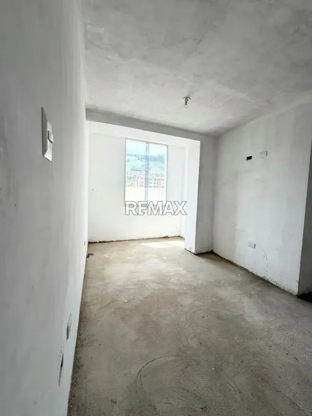 En venta Apartamento en obra blanca Conjunto Residencial San Ignacio Avenida Rotaria - 6