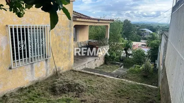 Casa en Venta en Lomas Verdes el Cercado Zona Este-Barquisimeto - 2