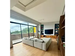 View 8