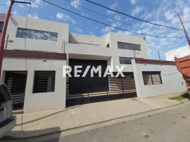 VENDO GALPON A ESTRENAR EN ZONA INDUSTRIAL LOS JARALES SAN DIEGO 700MTS