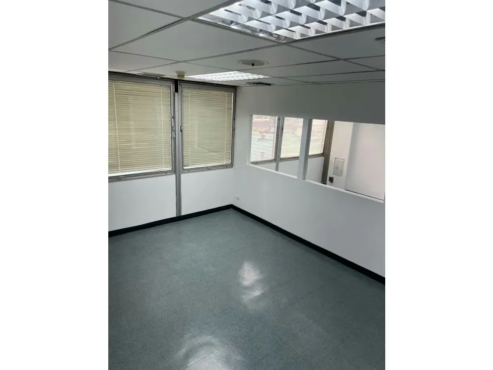 Oficina 70mt//Los Ruices - 4