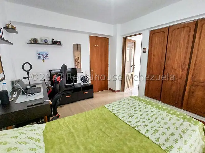 Apartamento (Penthouse) en Venta en La Campiña, Distrito Metropolitano - 33