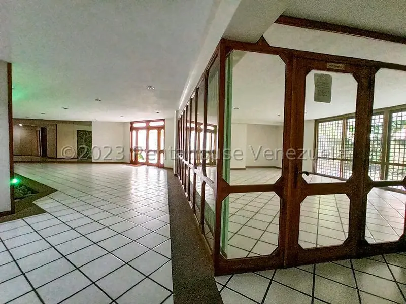 Apartamento (Penthouse) en Venta en La Campiña, Distrito Metropolitano - 40
