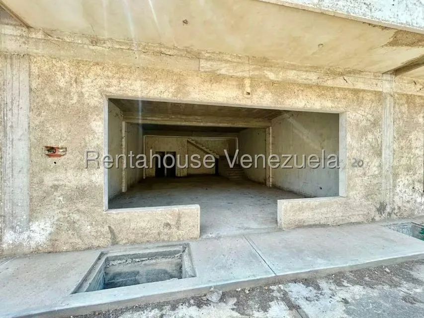 Local Comercial en Venta en Zona Industrial 2, Lara - 11