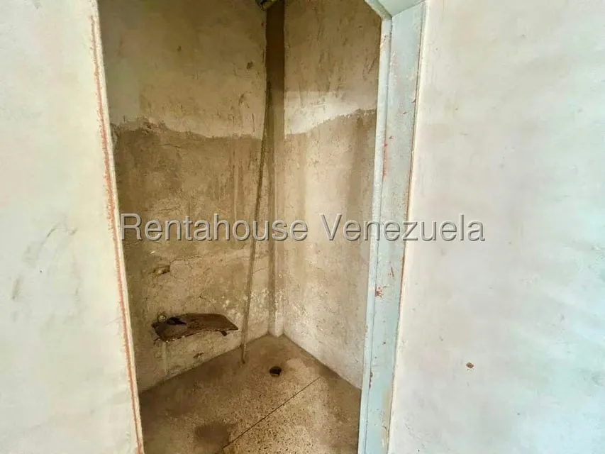 Local Comercial en Venta en Zona Industrial 2, Lara - 15