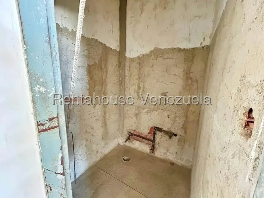 Local Comercial en Venta en Zona Industrial 2, Lara - 16