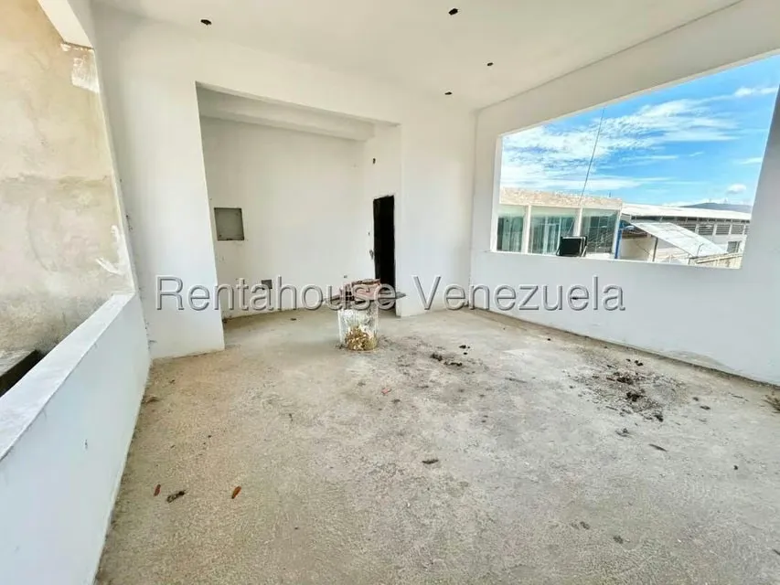 Local Comercial en Venta en Zona Industrial 2, Lara - 26