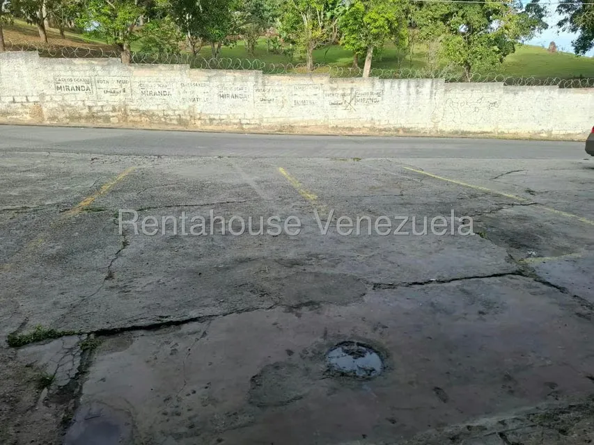 Local Comercial en Alquiler en El Hatillo, Distrito Metropolitano - 2