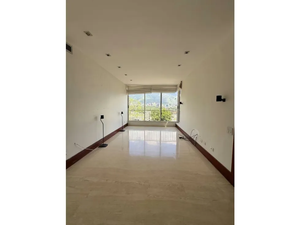 Se vende apartamento 403m2 3H+S/3.5B+S/5P Chuao - 16