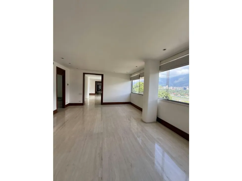 Se vende apartamento 403m2 3H+S/3.5B+S/5P Chuao - 4