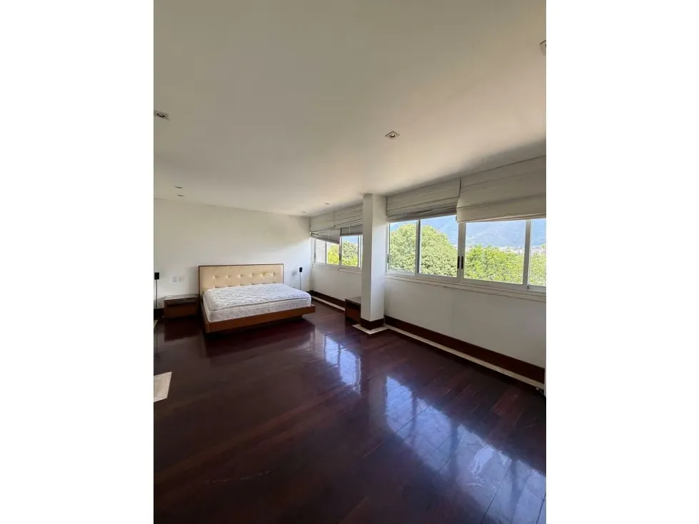 Se vende apartamento 403m2 3H+S/3.5B+S/5P Chuao - 7