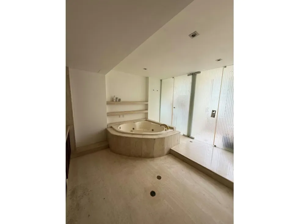 Se vende apartamento 403m2 3H+S/3.5B+S/5P Chuao - 8