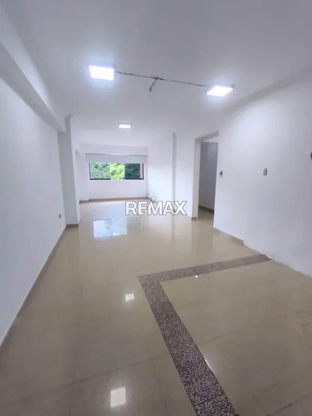 Venta de Apartamento en Jardin de Mañongo Resid Las Brisas planta y pozo 100% - 7