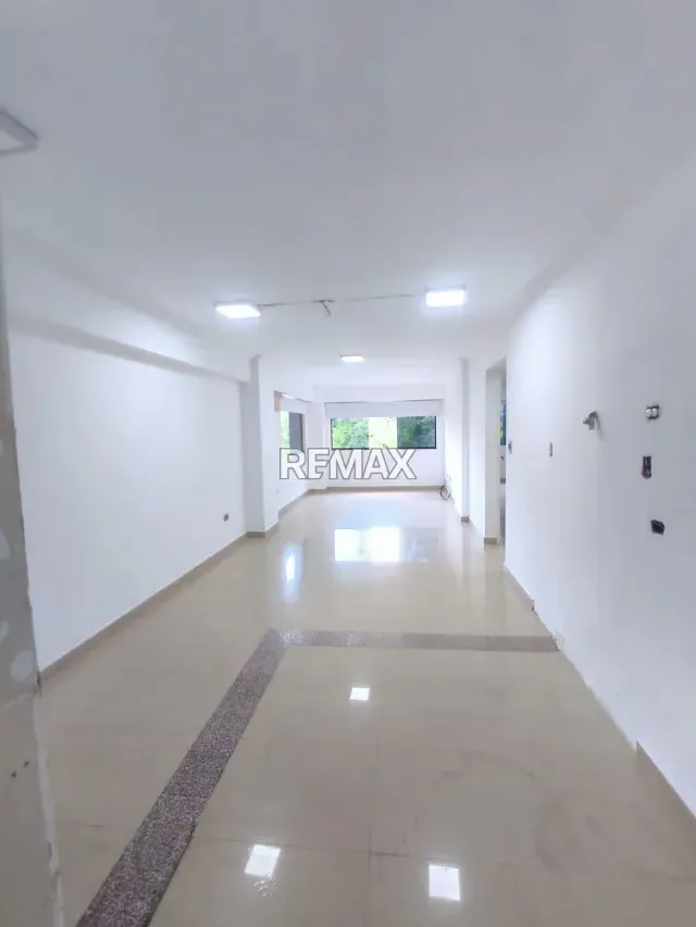 Venta de Apartamento en Jardin de Mañongo Resid Las Brisas planta y pozo 100% - 9