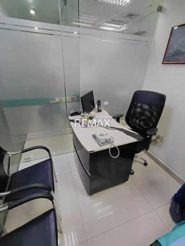 VENTA DE FONDO DE COMERCIO CENTRO MÉDICO DIAGNÓSTICO SABANA GRANDE - 4