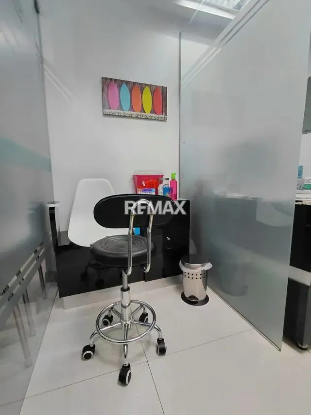 VENTA DE FONDO DE COMERCIO CENTRO MÉDICO DIAGNÓSTICO SABANA GRANDE - 8
