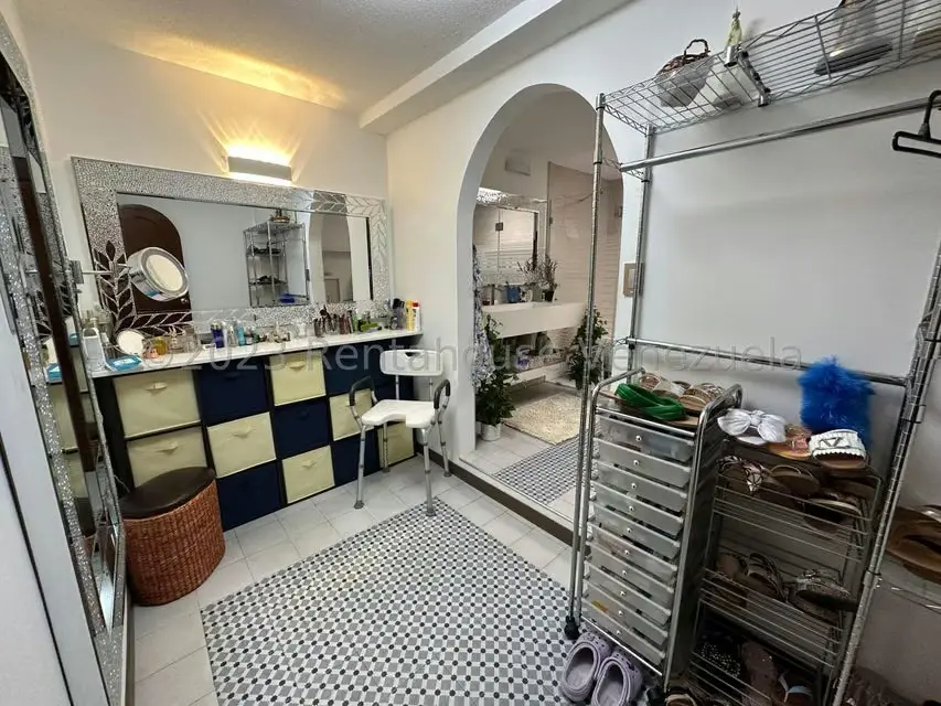 Casa (Multipes Niveles) en Venta en El Cafetal, Distrito Metropolitano - 28