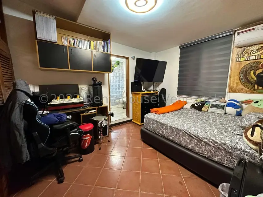 Casa (Multipes Niveles) en Venta en El Cafetal, Distrito Metropolitano - 36