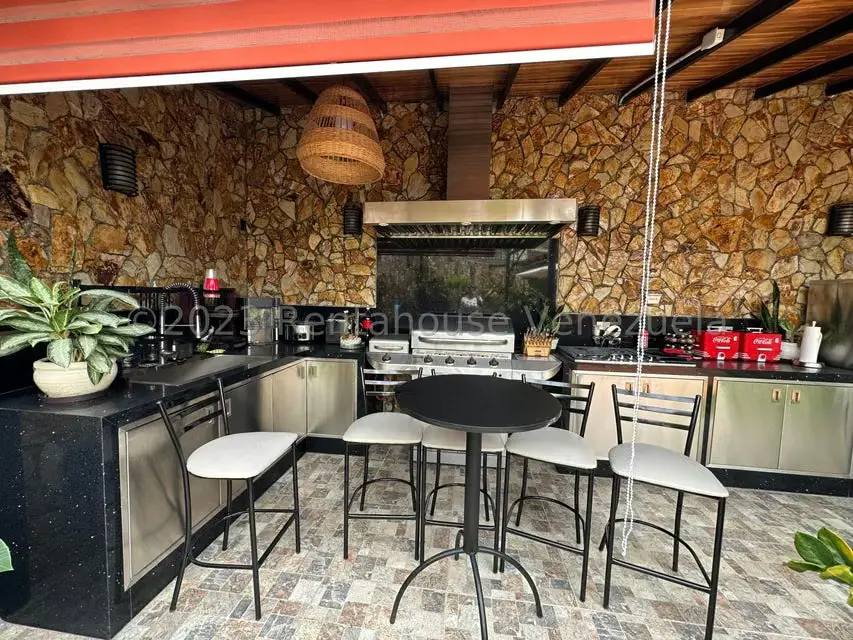 Casa (Multipes Niveles) en Venta en El Cafetal, Distrito Metropolitano - 45