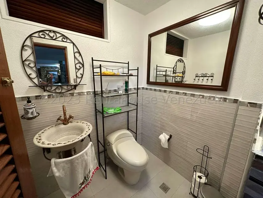 Casa (Multipes Niveles) en Venta en El Cafetal, Distrito Metropolitano - 57