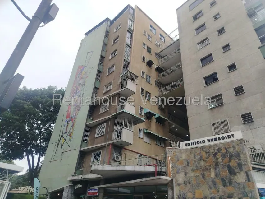 Oficina en Alquiler en Altamira, Distrito Metropolitano - 2