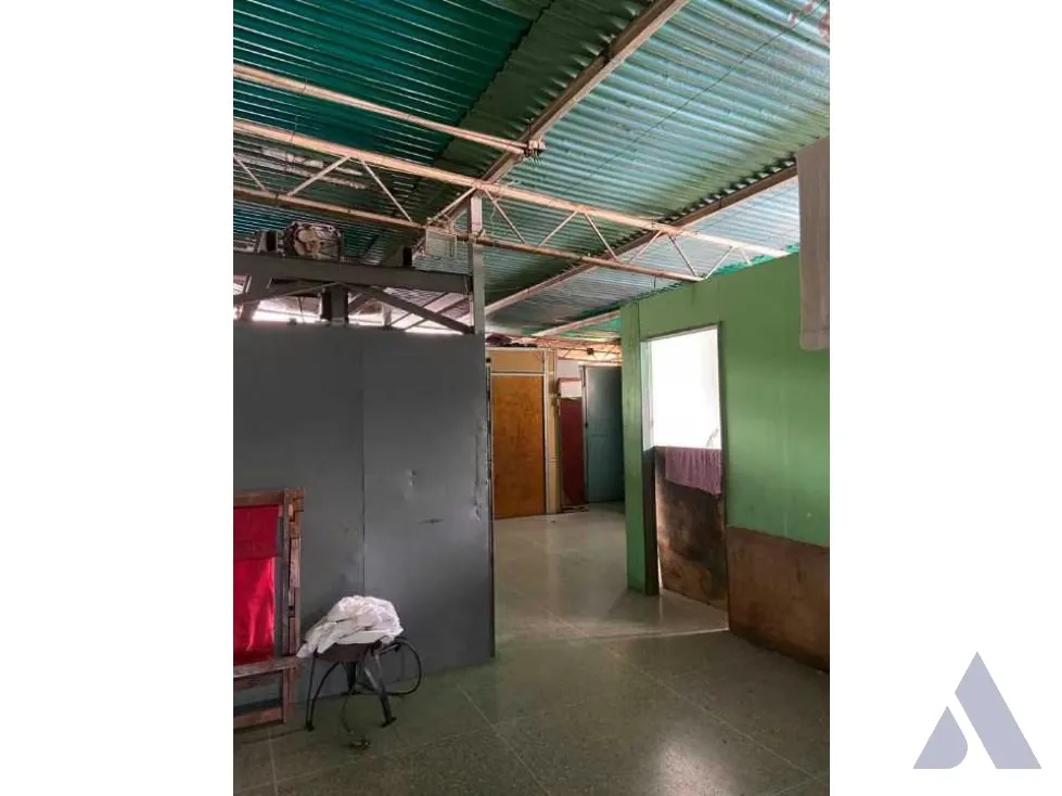 Vendo galpón industrial 442m2 El Cementerio 2087 - 10