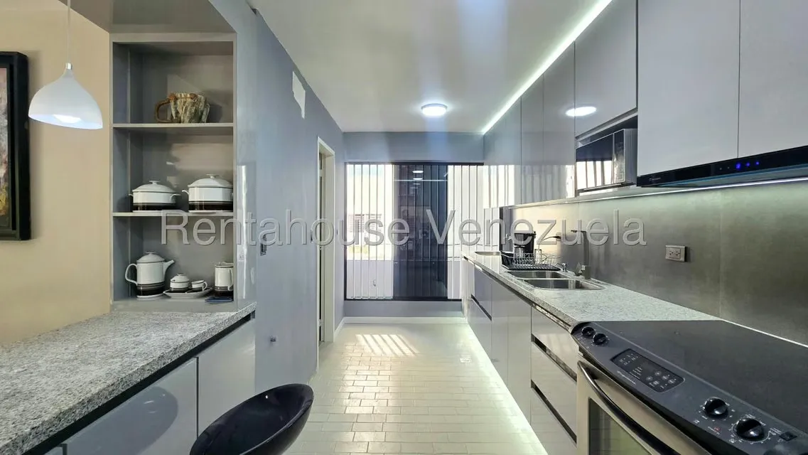 Apartamento (1 Nivel) en Alquiler en Santa Fe Norte, Distrito Metropolitano - 14