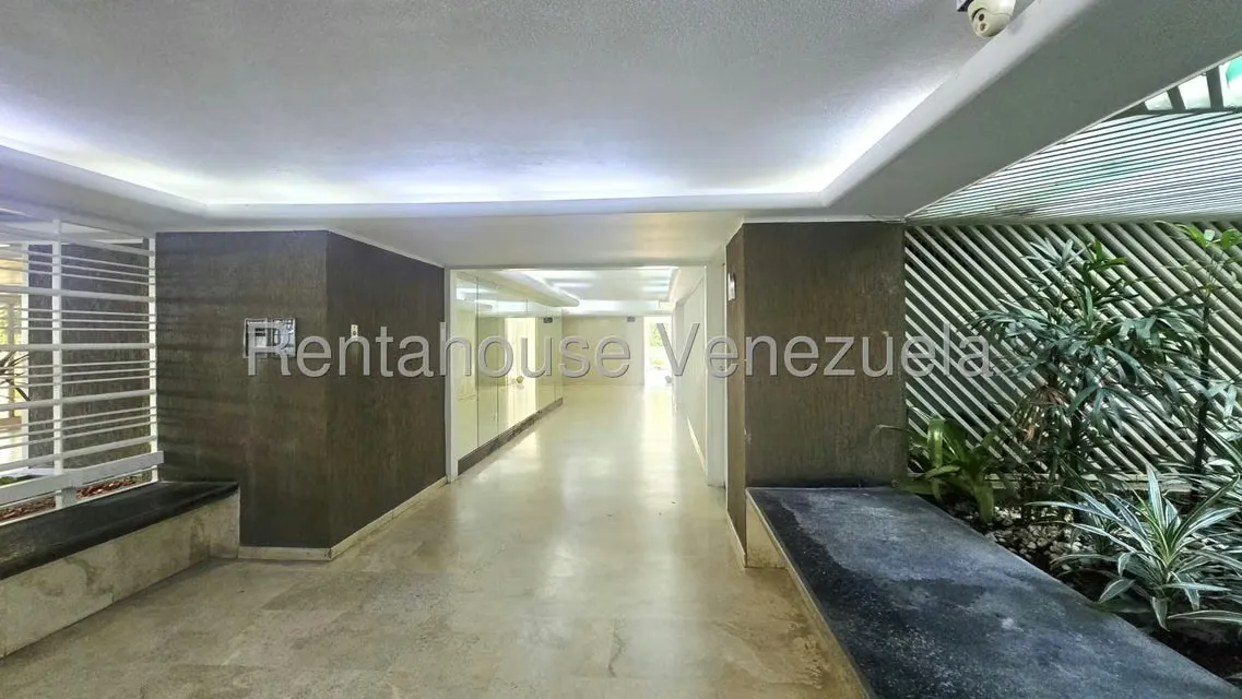 Apartamento (1 Nivel) en Alquiler en Santa Fe Norte, Distrito Metropolitano - 3