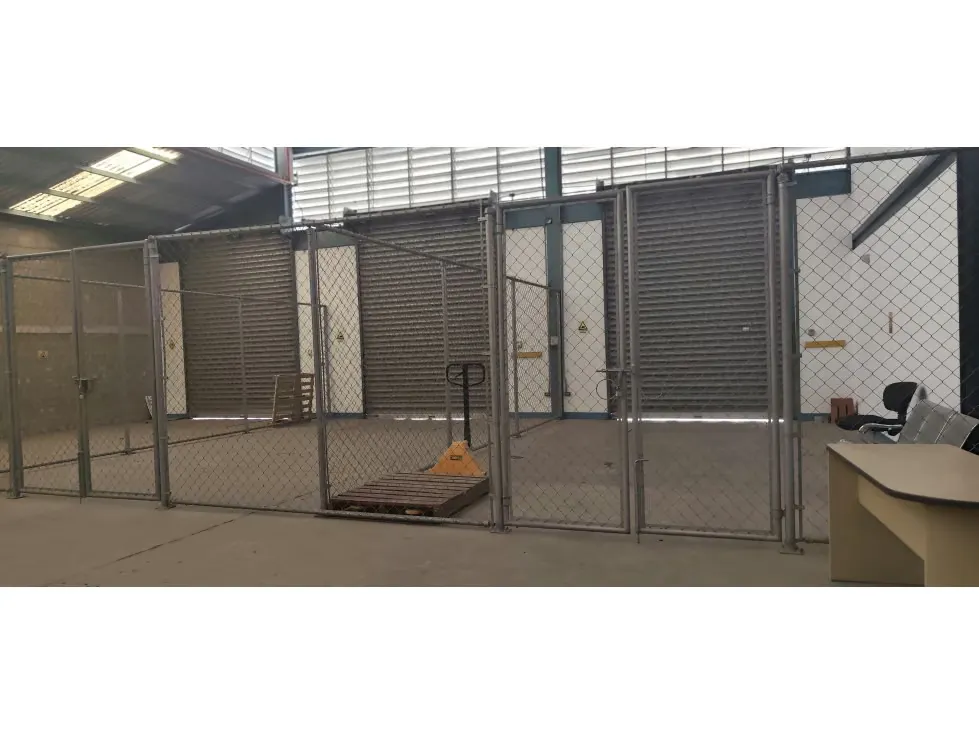 Vendo galpón 2500m2 Guarenas 1275 - 16