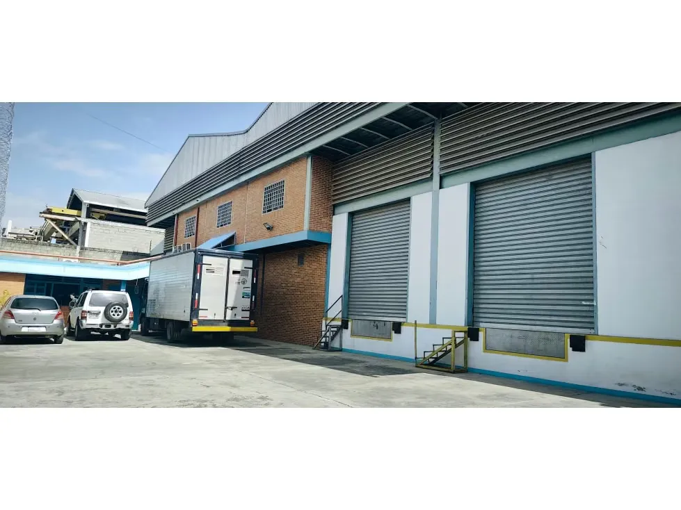 Vendo galpón 2500m2 Guarenas 1275 - 2