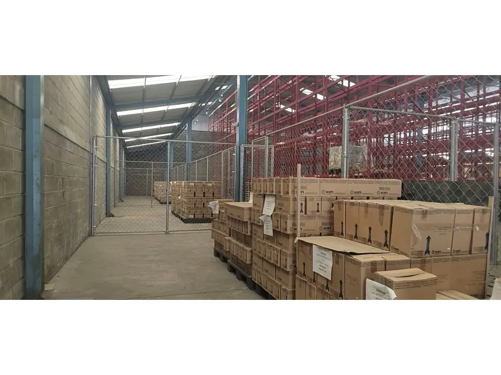 Vendo galpón 2500m2 Guarenas 1275 - 8