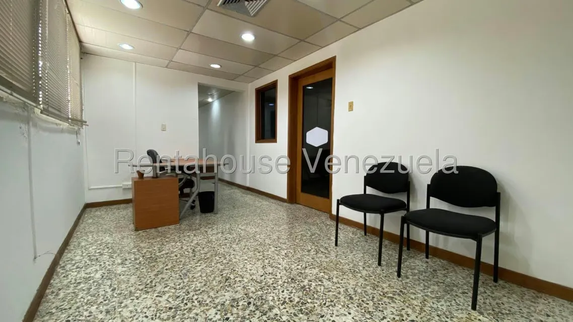 Local Comercial en Alquiler en El Milagro, Zulia - 12