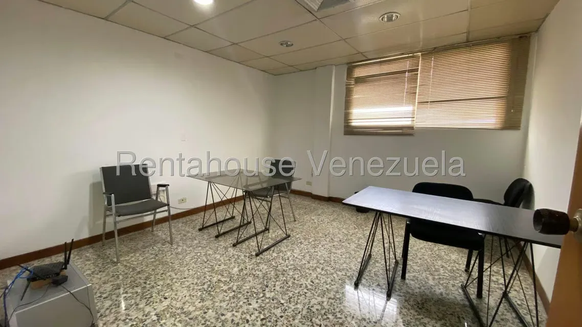 Local Comercial en Alquiler en El Milagro, Zulia - 4