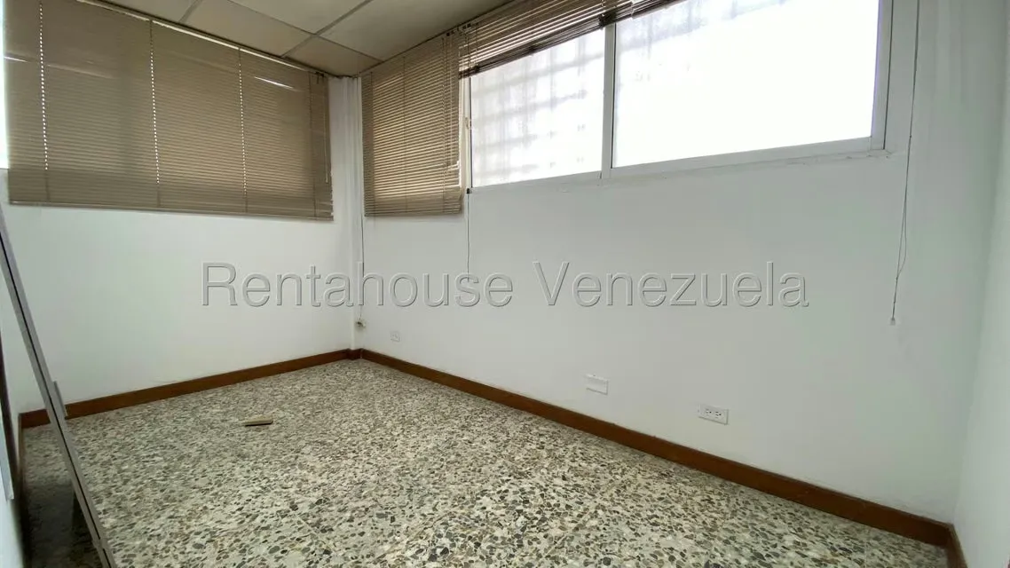 Local Comercial en Alquiler en El Milagro, Zulia - 10