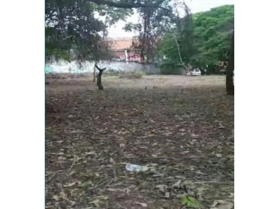 Se vende terreno 2.527m2 El Cafetal - RG - 5