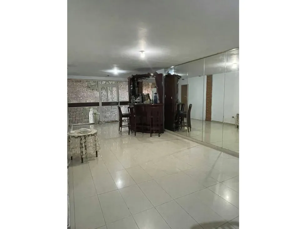 Vendo apartamento para remodelar 323m2 La Alameda 2900 - 5