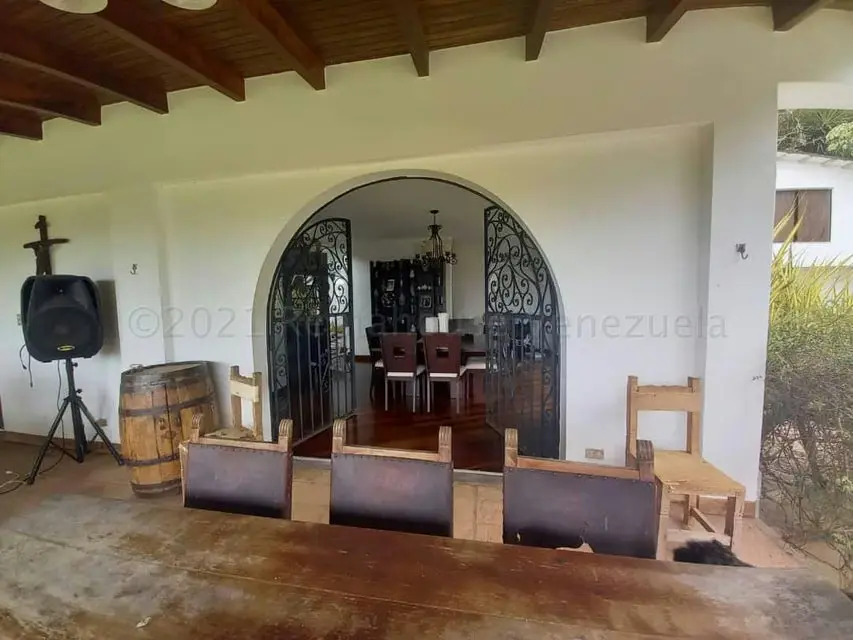 Casa (Multipes Niveles) en Venta en La Lagunita Country Club, Distrito Metropolitano - 23