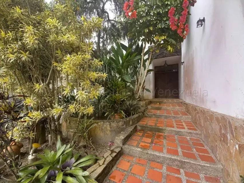 Casa (Multipes Niveles) en Venta en La Lagunita Country Club, Distrito Metropolitano - 3